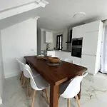 Будинок відпочинку Sunset Luxury - Private Pool -